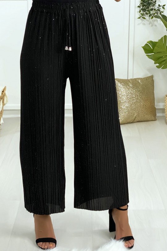 Pantalon palazzo noir plissé légèrement pailleté Pantalon palazzo noir plissé légèrement pailleté