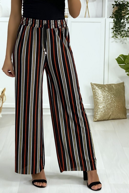 Pantalon palazzo rayé à dominance rouge Pantalon palazzo rayé à dominance rouge