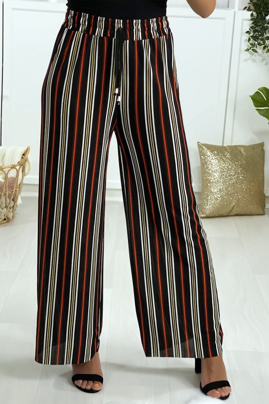 Pantalon palazzo rayé à dominance rouge Pantalon palazzo rayé à dominance rouge