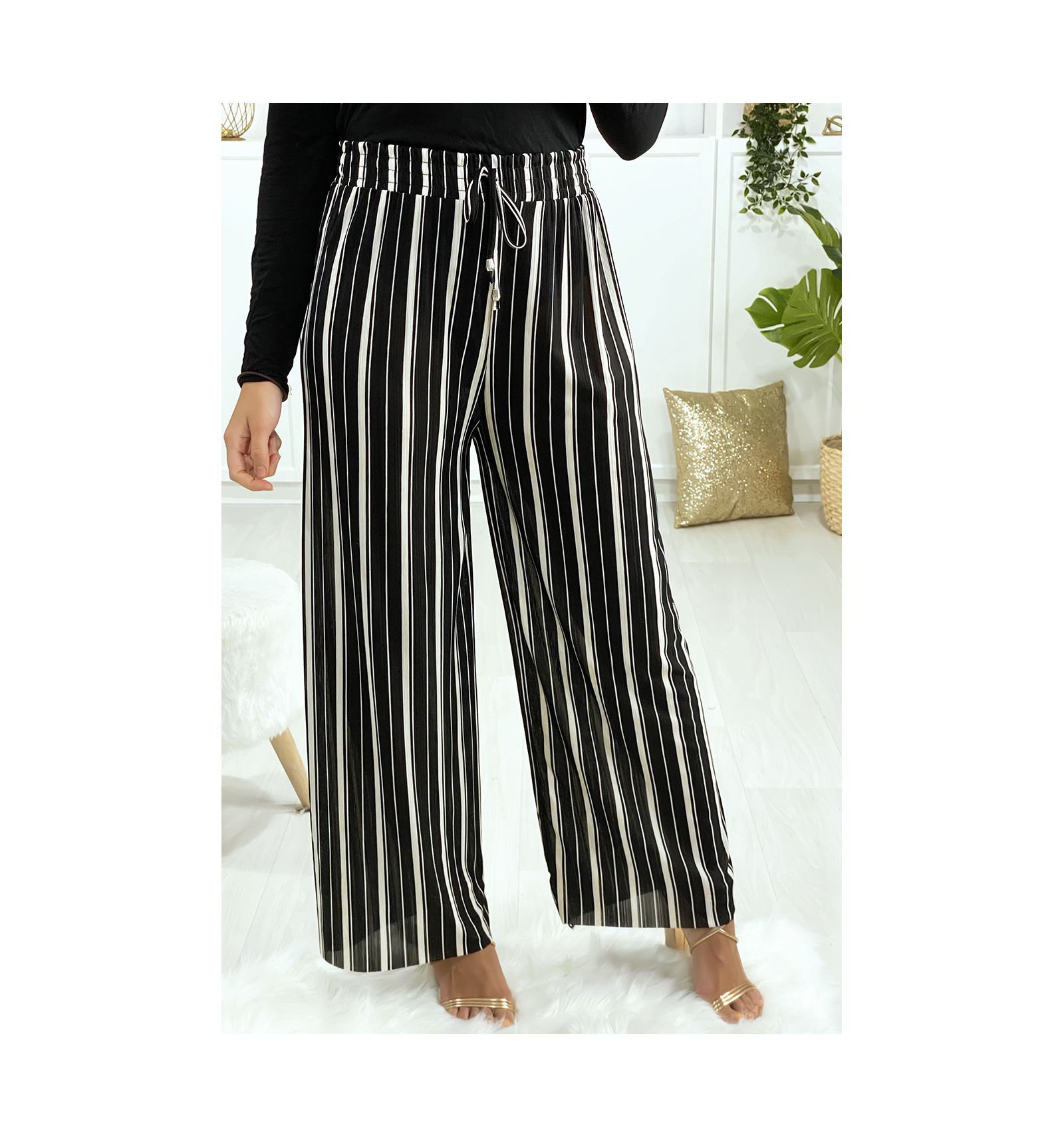 Pantalon palazzo rayé noir et blanc