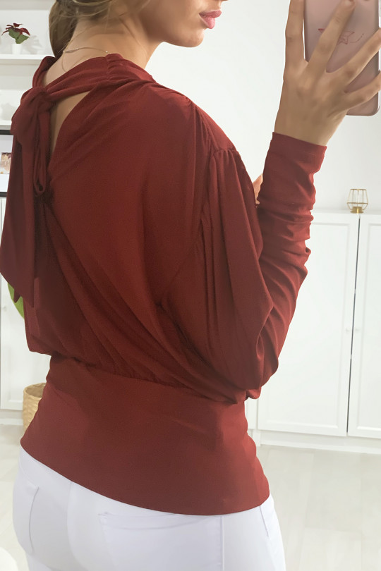 Blouse froncé bordeaux avec noeud au dos Blouse froncé bordeaux avec noeud au dos