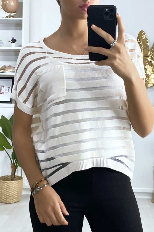 Top rayé beige semi transparent avec poche Top rayé beige semi transparent avec poche