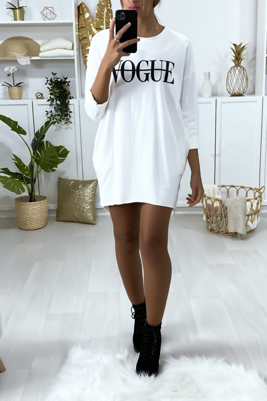 Wit sweatshirt met VOGUE-tekst Wit sweatshirt met VOGUE-tekst
