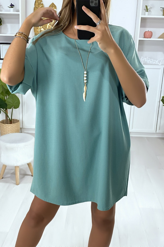 Robe tunique ample en vert d eau avec collier Robe tunique ample en vert d eau avec collier