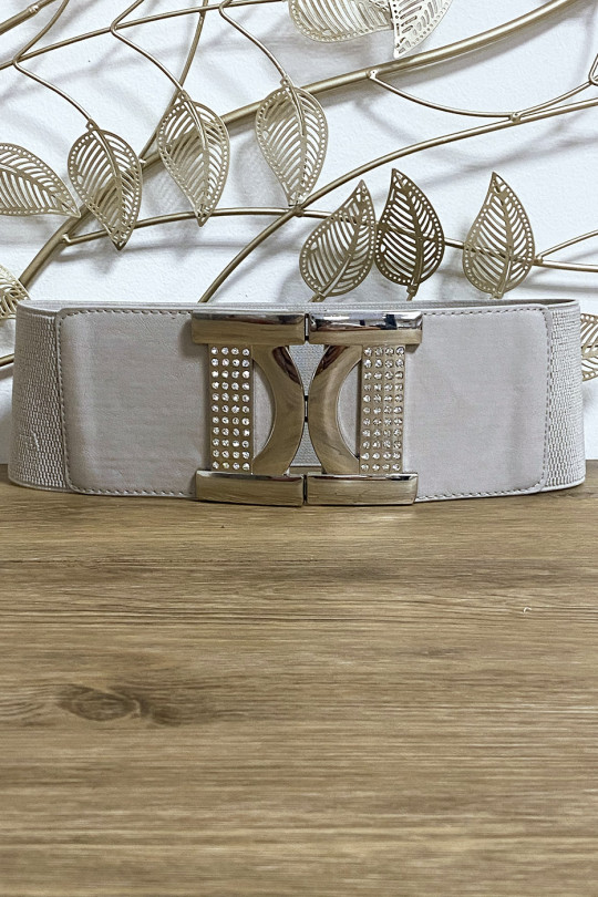 Ceinture beige avec joli boucle argenté ornée de strass Ceinture beige avec joli boucle argenté ornée de strass